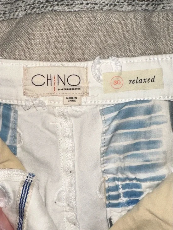 Anthropologie White Embroidered Circle-Pattern Flat Front Shorts - Picture 4 of 6